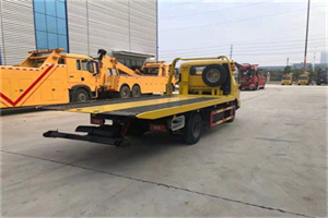 祥云非事故拖车