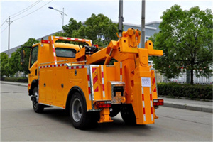 祥云高速路拖车费